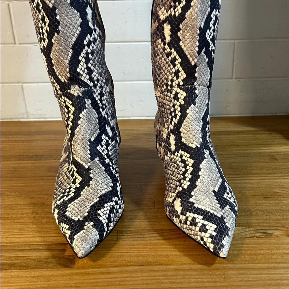 Gianni Bini Gianna Leather Snake Print Kitten Heel Knee High Boots Size 6M